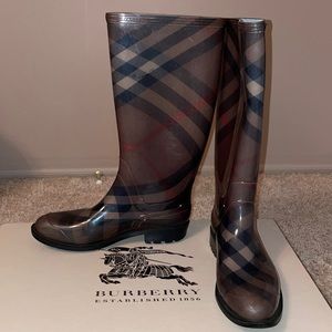 Burberry Rain Boots Size 9